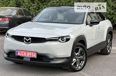 Позашляховик / Кросовер Mazda MX-30 2020 в Львові