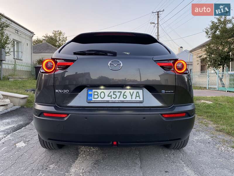 Внедорожник / Кроссовер Mazda MX-30 2020 в Тернополе