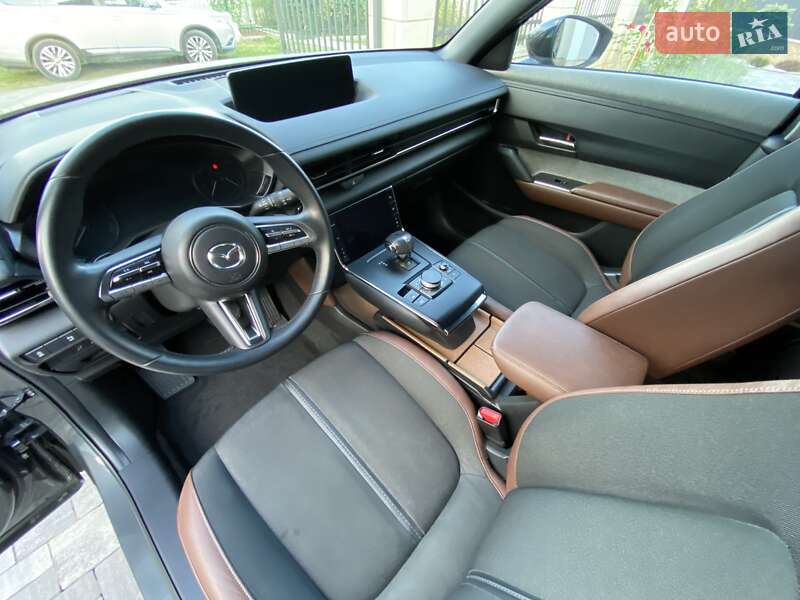 Внедорожник / Кроссовер Mazda MX-30 2020 в Тернополе