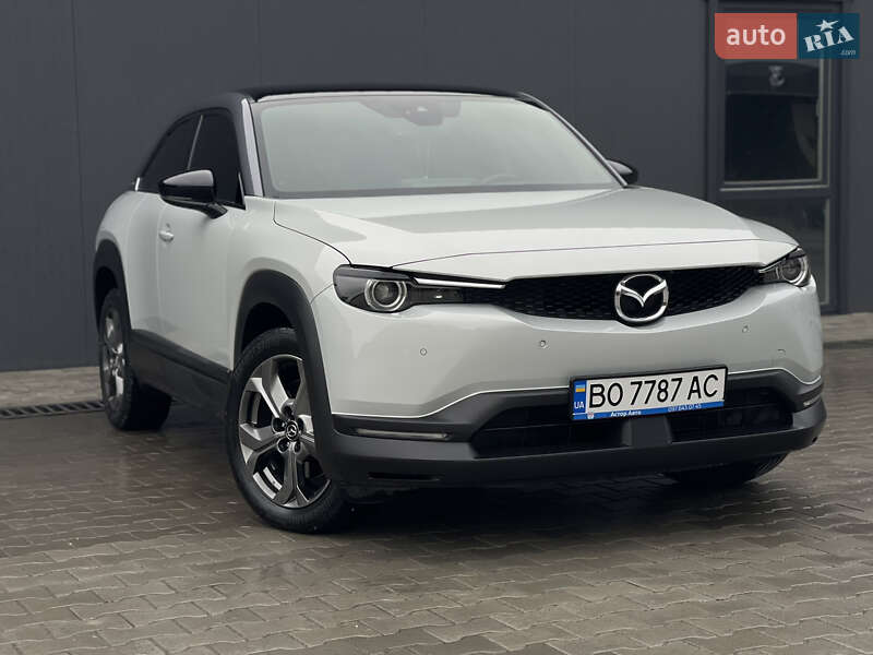 Внедорожник / Кроссовер Mazda MX-30 2020 в Тернополе