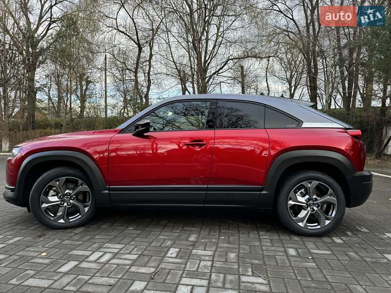 Внедорожник / Кроссовер Mazda MX-30 2021 в Дрогобыче