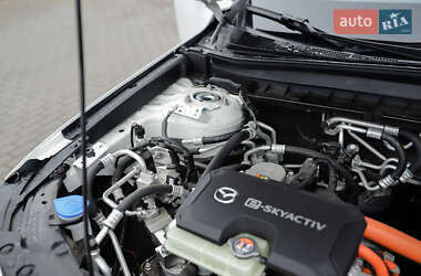 Внедорожник / Кроссовер Mazda MX-30 2024 в 