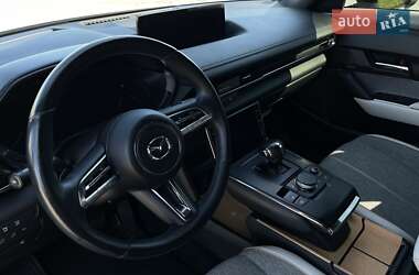 Позашляховик / Кросовер Mazda MX-30 2020 в 