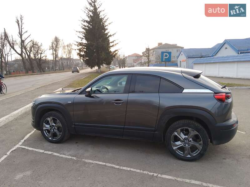 Внедорожник / Кроссовер Mazda MX-30 2023 в Радивилове