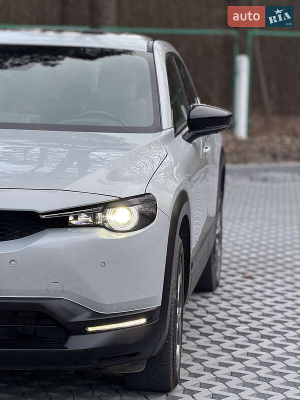 Внедорожник / Кроссовер Mazda MX-30 2021 в Виннице