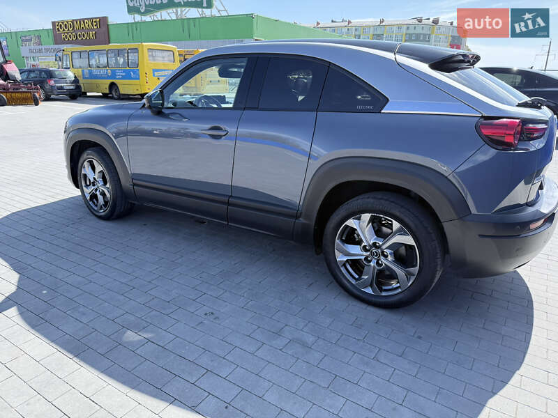 Внедорожник / Кроссовер Mazda MX-30 2020 в Виннице