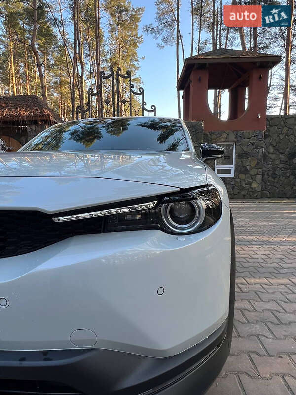 Позашляховик / Кросовер Mazda MX-30 2021 в Львові