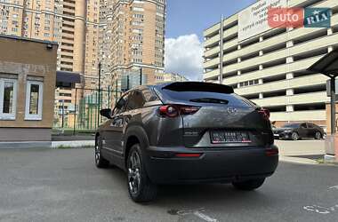 Внедорожник / Кроссовер Mazda MX-30 2020 в Киеве