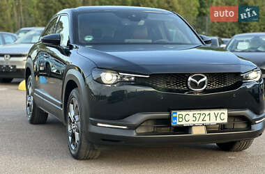 Внедорожник / Кроссовер Mazda MX-30 2021 в 
