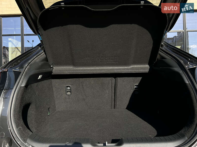 Внедорожник / Кроссовер Mazda MX-30 2020 в Ивано-Франковске