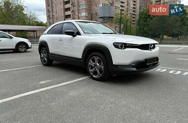 Внедорожник / Кроссовер Mazda MX-30 2020 в 