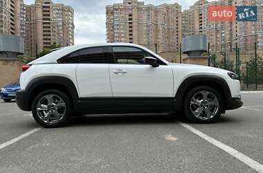 Внедорожник / Кроссовер Mazda MX-30 2020 в 