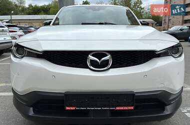 Внедорожник / Кроссовер Mazda MX-30 2020 в 