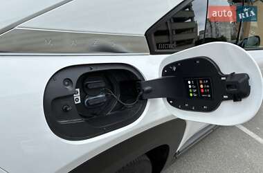 Внедорожник / Кроссовер Mazda MX-30 2020 в 