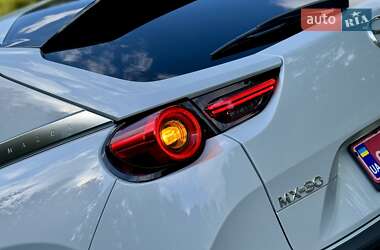 Внедорожник / Кроссовер Mazda MX-30 2020 в 