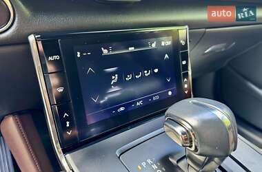 Внедорожник / Кроссовер Mazda MX-30 2020 в 