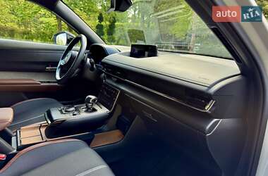Внедорожник / Кроссовер Mazda MX-30 2020 в 