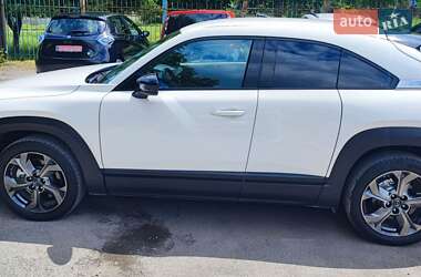 Внедорожник / Кроссовер Mazda MX-30 2020 в 