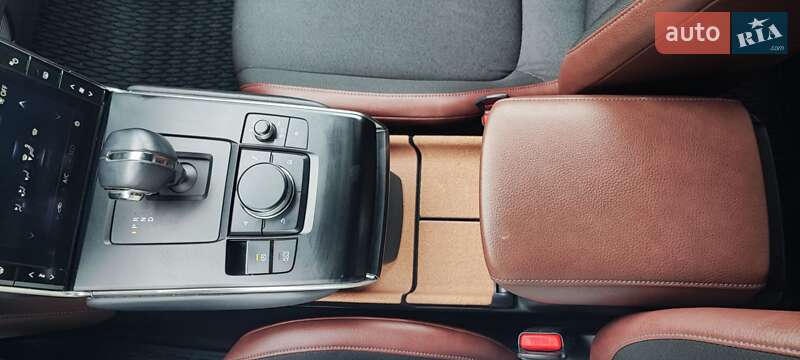 Позашляховик / Кросовер Mazda MX-30 2020 в Кам'янець-Подільському