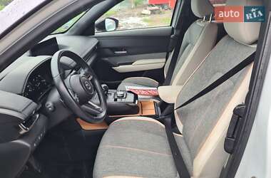 Позашляховик / Кросовер Mazda MX-30 2020 в 