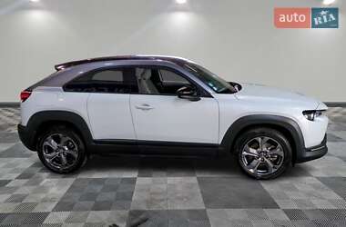 Позашляховик / Кросовер Mazda MX-30 2020 в 