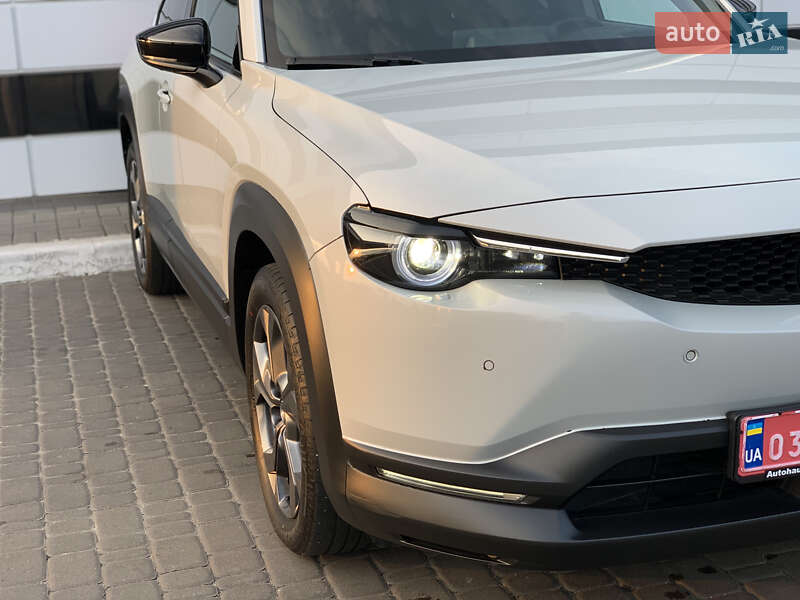 Позашляховик / Кросовер Mazda MX-30 2020 в Рівному