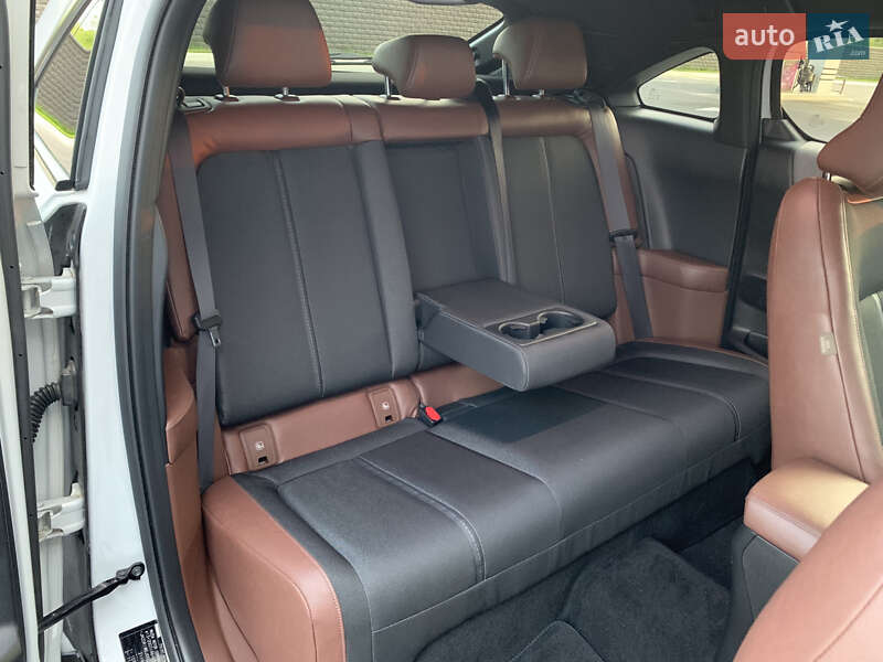 Позашляховик / Кросовер Mazda MX-30 2020 в Рівному