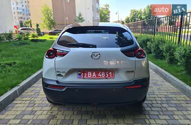 Внедорожник / Кроссовер Mazda MX-30 2020 в 