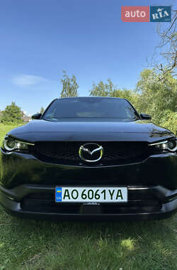Внедорожник / Кроссовер Mazda MX-30 2023 в 