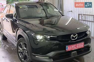 Внедорожник / Кроссовер Mazda MX-30 2020 в 