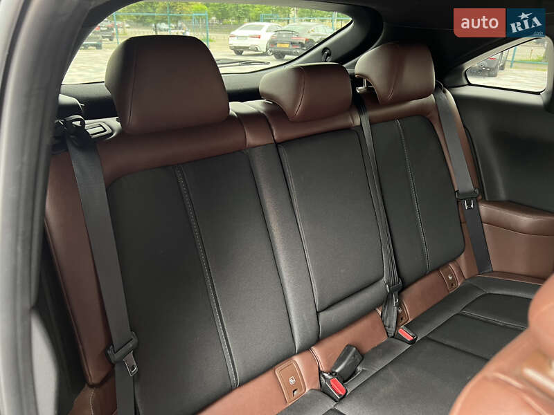 Позашляховик / Кросовер Mazda MX-30 2021 в Києві