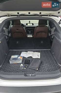 Внедорожник / Кроссовер Mazda MX-30 2021 в 