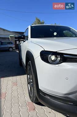 Внедорожник / Кроссовер Mazda MX-30 2021 в Золочеве