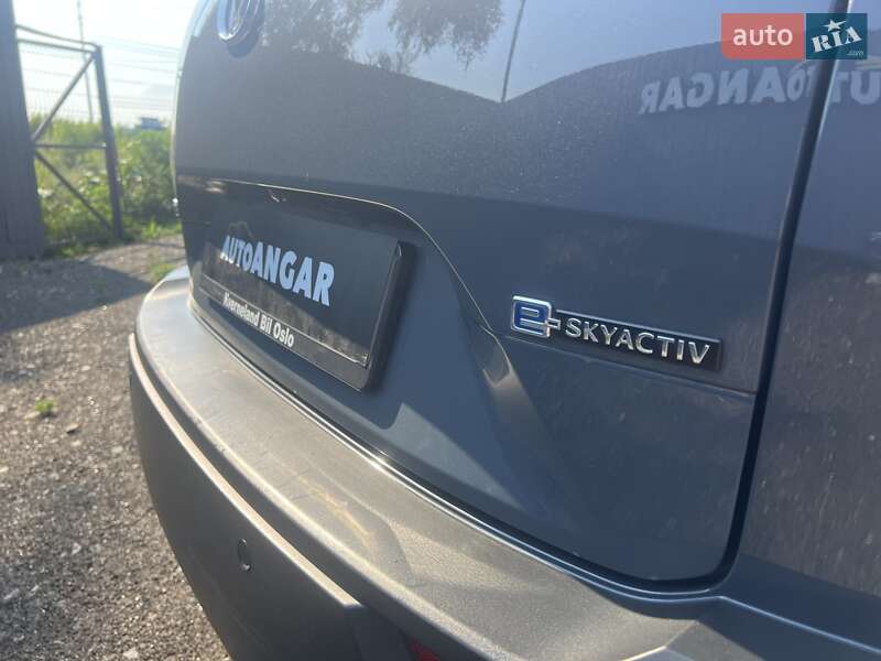 Внедорожник / Кроссовер Mazda MX-30 2020 в Киеве