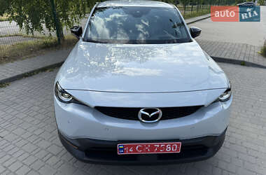 Внедорожник / Кроссовер Mazda MX-30 2023 в 