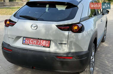 Внедорожник / Кроссовер Mazda MX-30 2023 в 