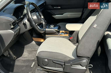 Внедорожник / Кроссовер Mazda MX-30 2023 в 