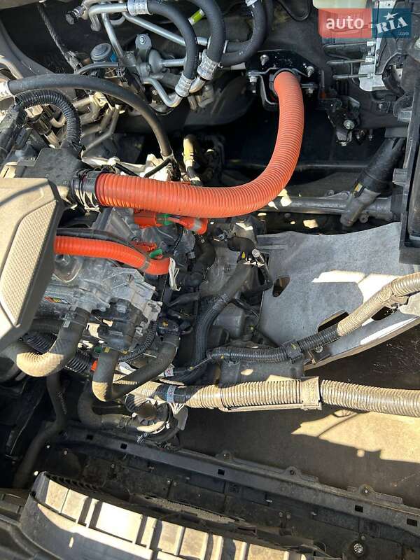 Внедорожник / Кроссовер Mazda MX-30 2020 в Черноморске
