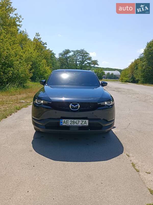 Позашляховик / Кросовер Mazda MX-30 2020 в Дніпрі