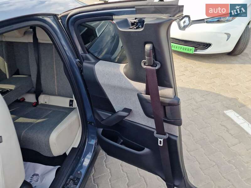 Внедорожник / Кроссовер Mazda MX-30 2020 в Виннице