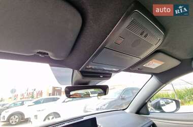 Внедорожник / Кроссовер Mazda MX-30 2021 в 