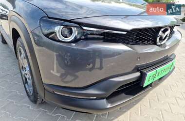 Внедорожник / Кроссовер Mazda MX-30 2021 в 