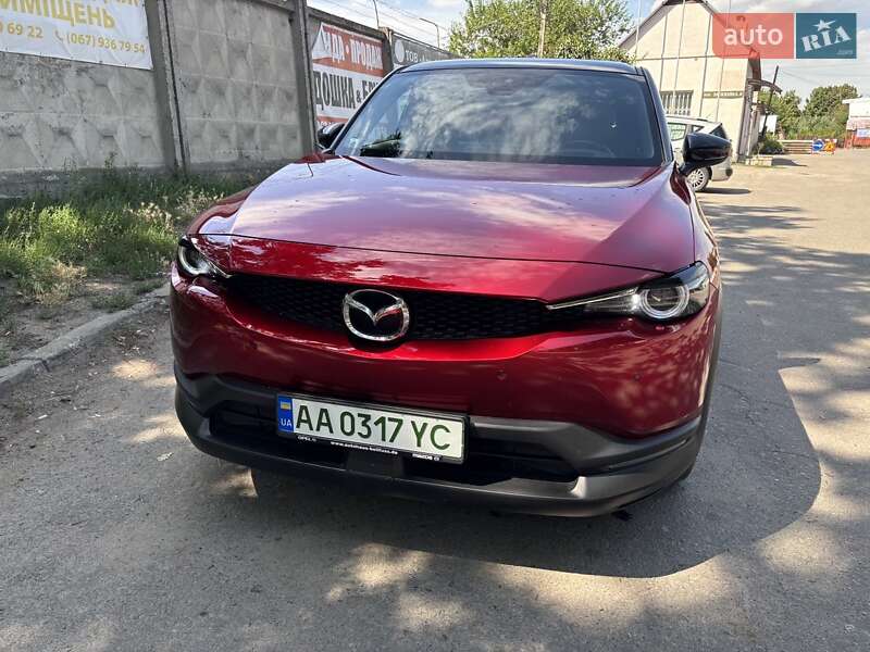 Внедорожник / Кроссовер Mazda MX-30 2021 в Киеве