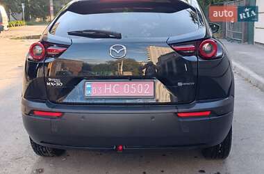 Внедорожник / Кроссовер Mazda MX-30 2020 в 