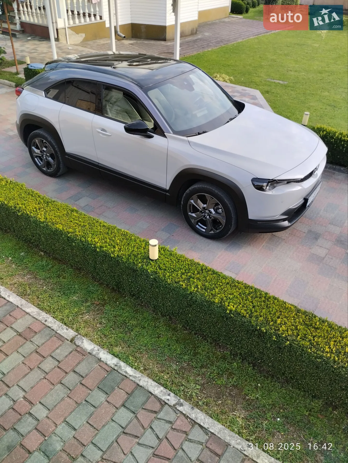 2020 Mazda MX-30 - мініатюра 9