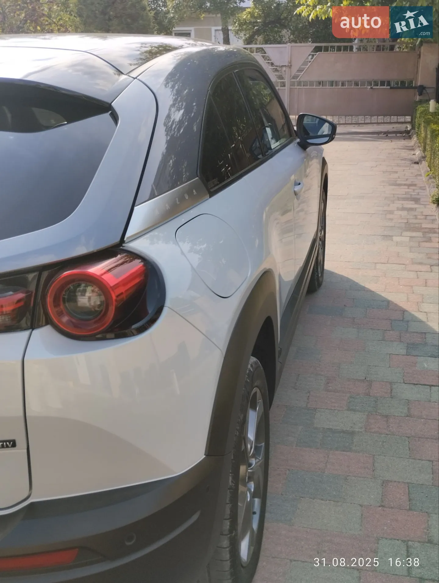 2020 Mazda MX-30 - мініатюра 10