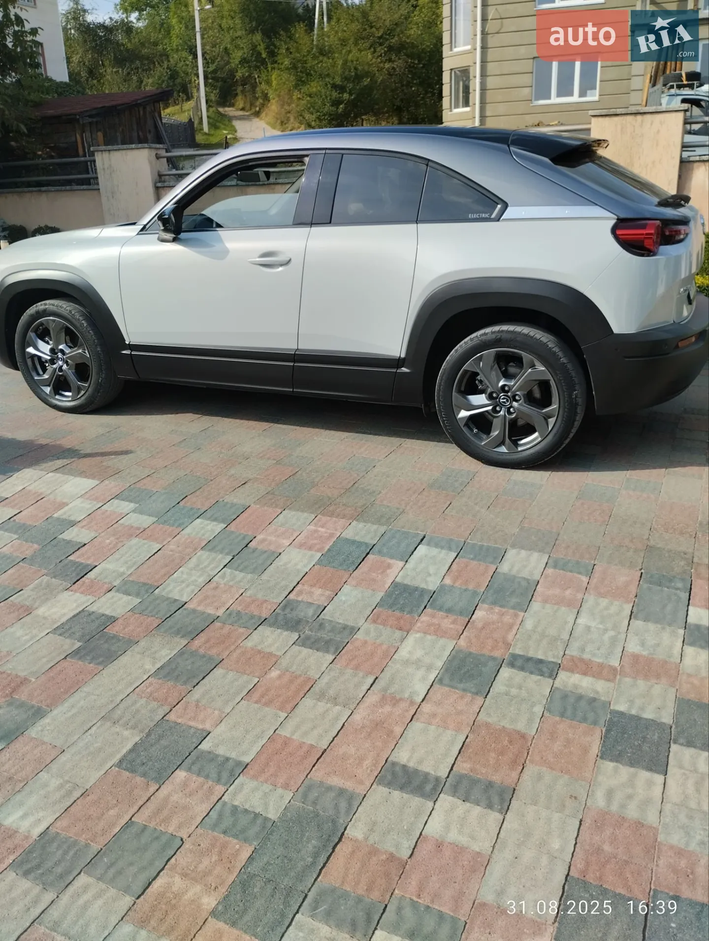 2020 Mazda MX-30 - мініатюра 13