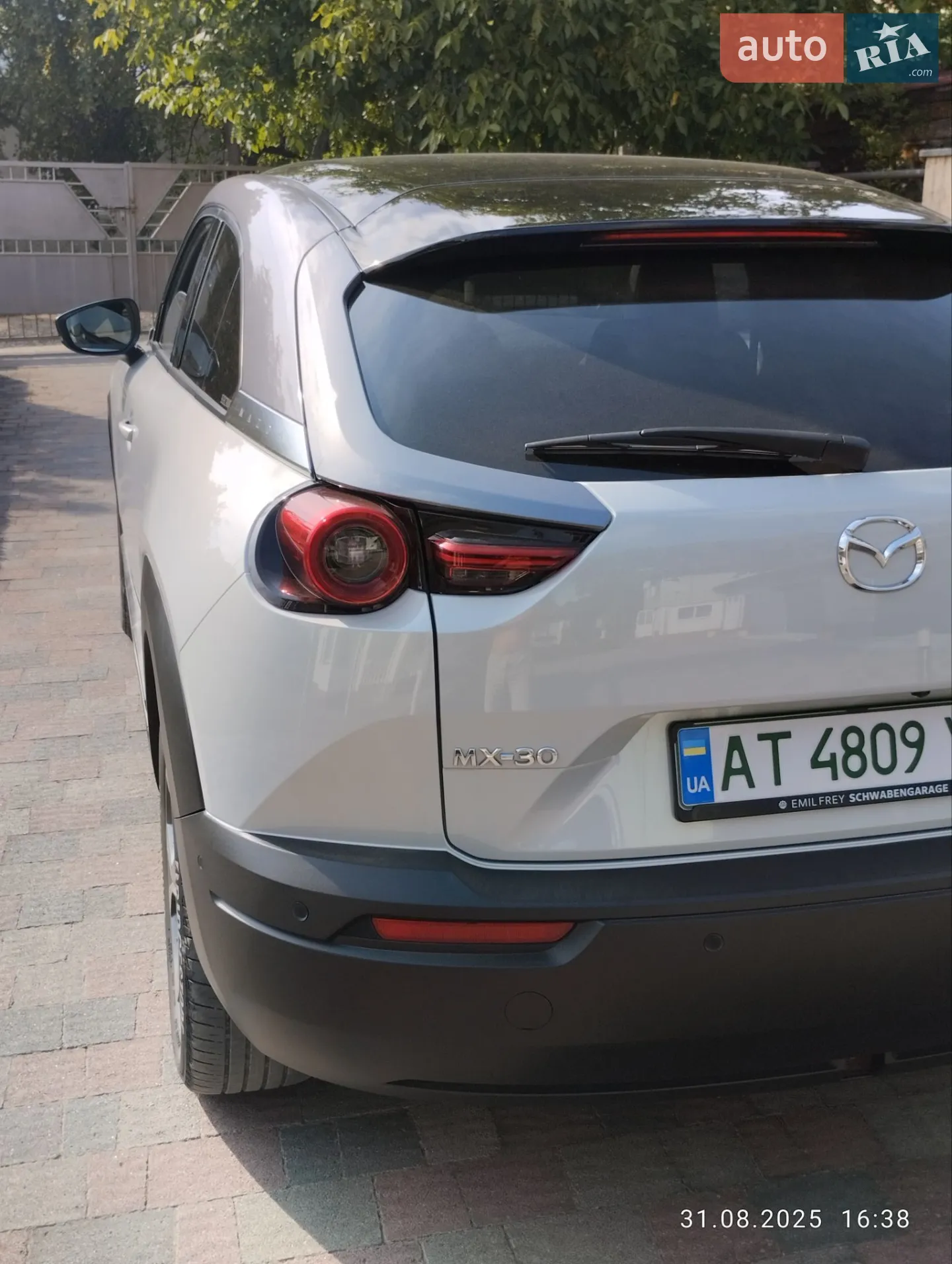 2020 Mazda MX-30 - мініатюра 15