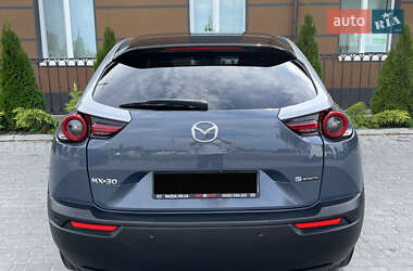 Внедорожник / Кроссовер Mazda MX-30 2020 в 