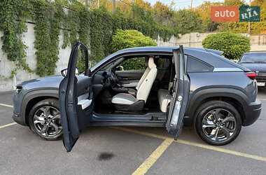 Внедорожник / Кроссовер Mazda MX-30 2022 в 